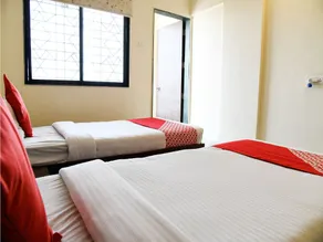 Hotel Ornate by OYO Rooms - Image 2