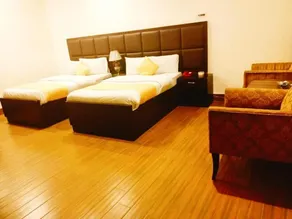 HOTEL S.R. Lounge - Image 2