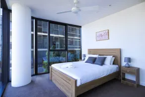 Stylist 2 Bedrooms Apartment with Pool/GYM/Parking - Image 4
