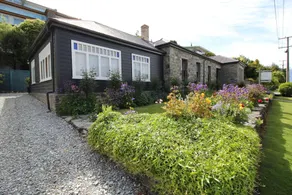Historic Stonehouse - Image 2