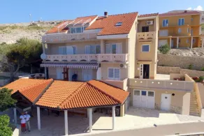 Apartment Egidio A9 Zubovici, Island Pag - Image 4