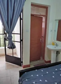 61 Residence Homestay - Image 2