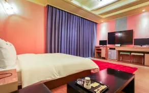 Inje Hotel Trip - Image 3