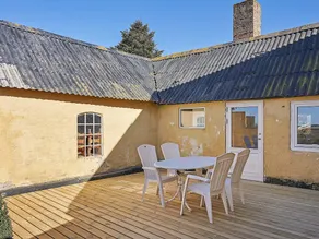 8 Person Holiday Home in Rø/gudhjem / Gudhjem - Image 5
