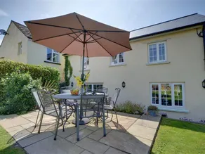 Comfortable Holiday Home in Croyde With Jacuzzi - Image 2