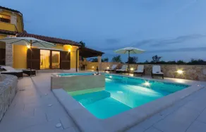 Amazing Home in Sveti Kirin With Wifi, 4 Bedrooms and Outdoor Swimming Pool - Image 4
