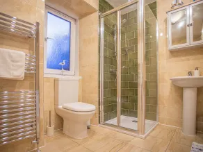 East Beach Apartment - Image 3