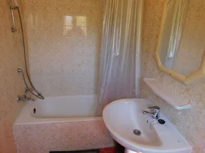 Spacious Villa Ideal Families and Groups - Image 3