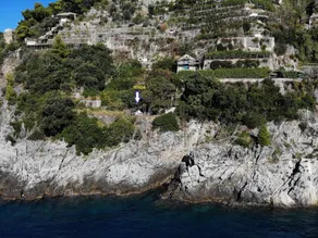 Bella Baia Glamping - Image 2