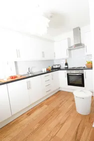 Cosy Apartment - Image 2