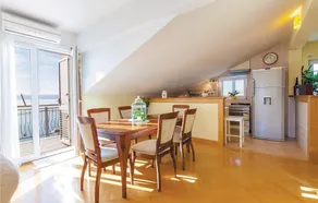 Beautiful Home in Kastel Kambelovac With Wifi and 3 Bedrooms - Image 2