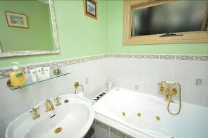 Lurline House - Image 3