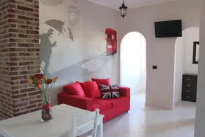 Metropolis Rooms & Services - Image 3