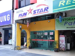 Oyo 805 Hotel Run Star - Image 3