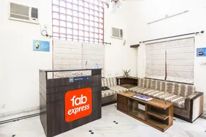 FabHotel Mishra Residency Salt Lake City - Image 2
