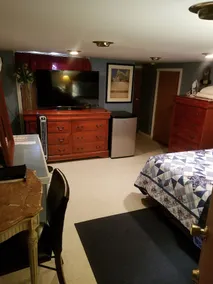 West Haven Connecticut Rooms - Image 3