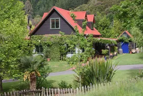 Retiro Park Lodge - Image 5