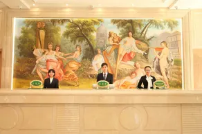 Vienna International Hotel - Image 2