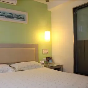 Rest Hotel (Leqing Hongqiao Bus Station) - Image 3