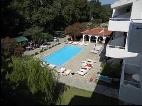 Amalia Apartments - Image 2
