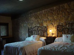Hotel Bodega Restaurante El Castillo - Image 2