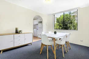 Beachside Unit Near Convention Centre - Image 4
