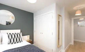 Wesley Gate Apartments - Building 4, by Hostly - Image 3