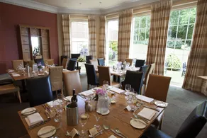 Chase Hotel - Image 5