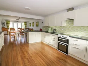 Rosebay - Image 2