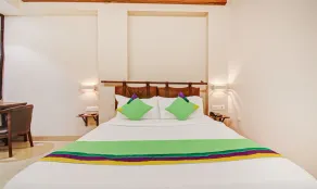 FabHotel Arastu - Image 2