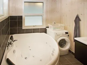 Fantastic Holiday Home in Hemmet With Whirlpool - Image 3