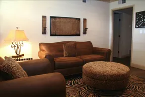 San Joaquin Hotel - Image 5