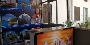 Hotel Gokul Palace - Image 2