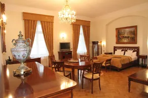 St. George Residence - Image 5