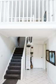 Anne's Waterfront Haven Bed & Breakfast - Image 2