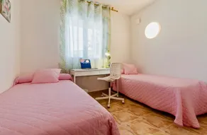 Robert's Apartment - Image 5