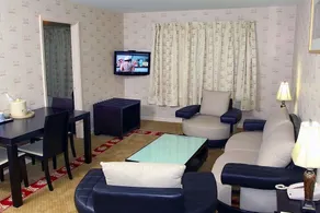 The Congress Hotel and Suites Norcross - Image 3