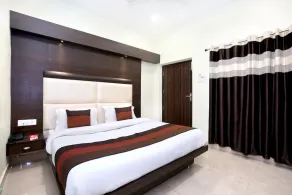 Hotel Grand Park - Image 2