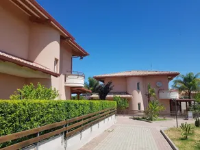 Casa Dolce 1 Bed Direct Access To Beach - Image 5