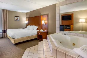 Comfort Inn Alliance - Image 3