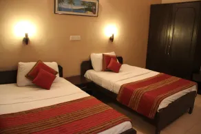 Hotel Dove's Inn - Image 3