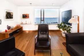 Seaside Paradise Apartment - Image 2