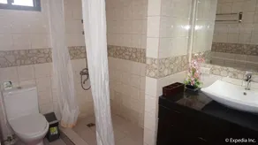 Manila Bay Serviced Apartments - Image 3