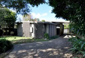 52 ON Bayview - Linen Included - PET Friendly - Image 4
