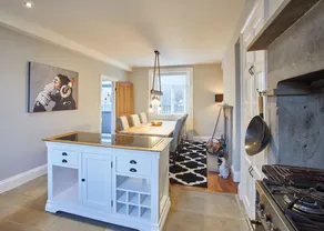 Penhill House - Image 5