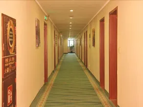 Greentree Inn Business Hotel - Image 4