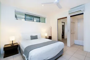 Paradiso Paradise - 3 Bed Apt with Balcony - Image 3