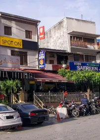 Delegant Hotel by OYO Rooms - Image 3