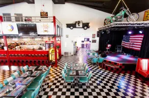 Bellas Place - Image 3