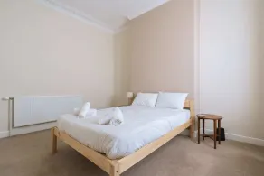 Cosy 2 Bedroom Home in Edinburgh in a Great Location - Image 2